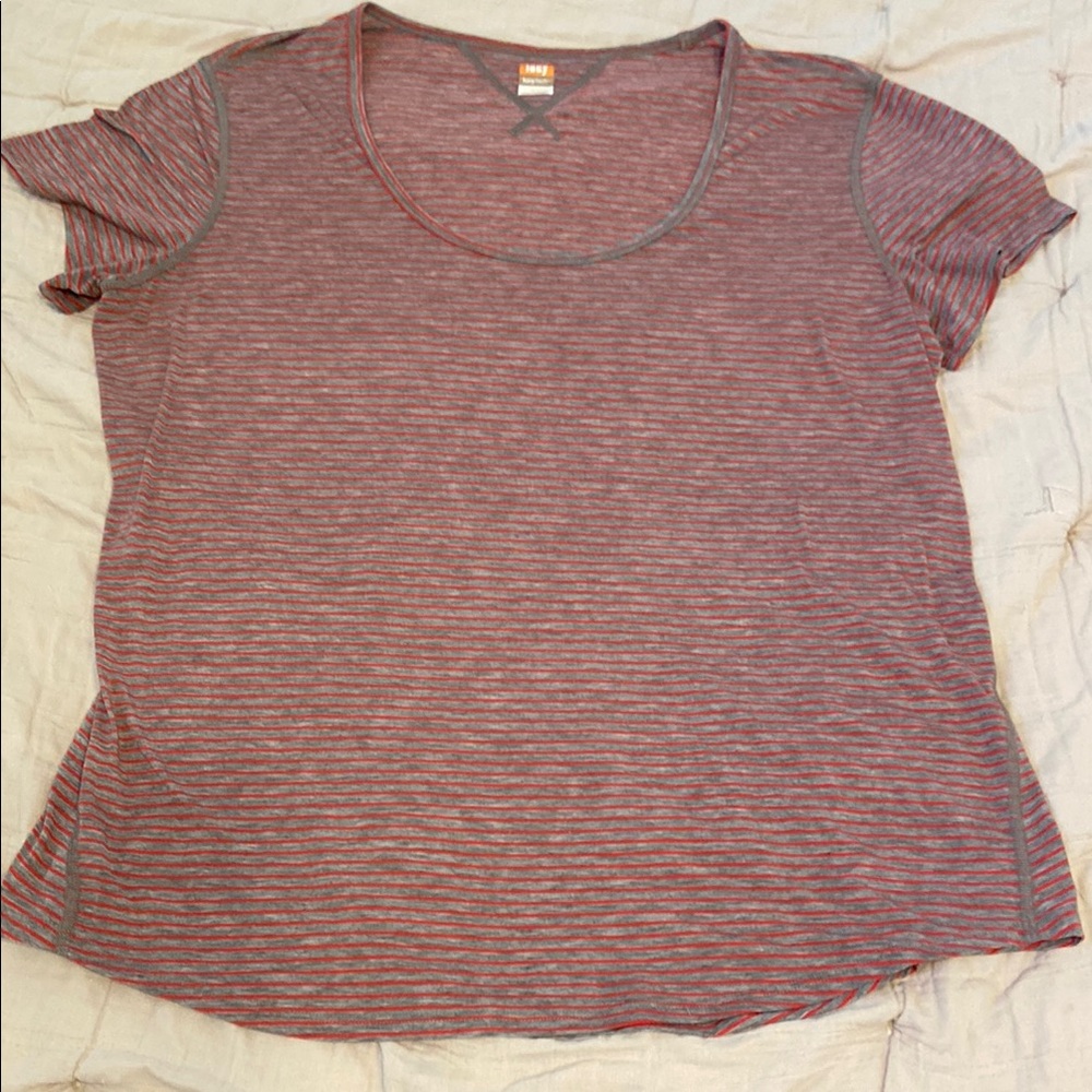 Lucy Red and Gray Striped Fitted Short Sleeve Tee